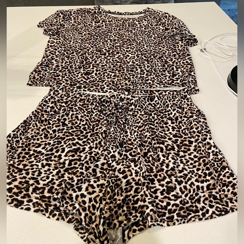 Joyspun pajama set, with pockets. - Picture 2 of 6